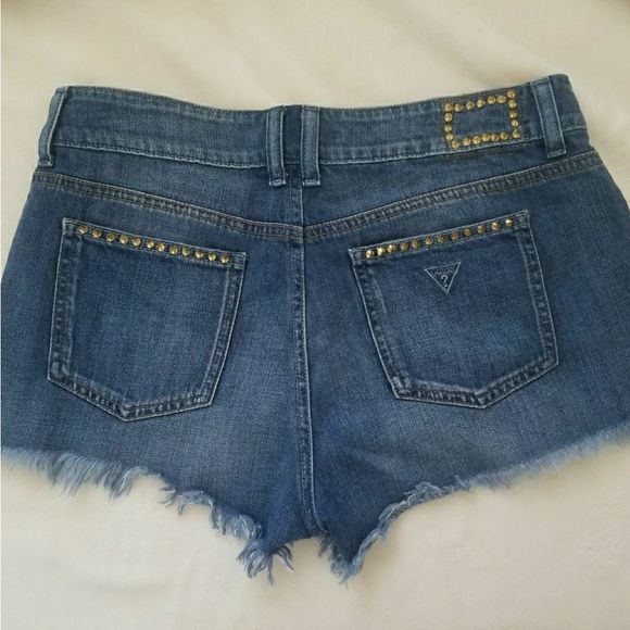 GUESS Jean shorts size 28 - Picture 2 of 3